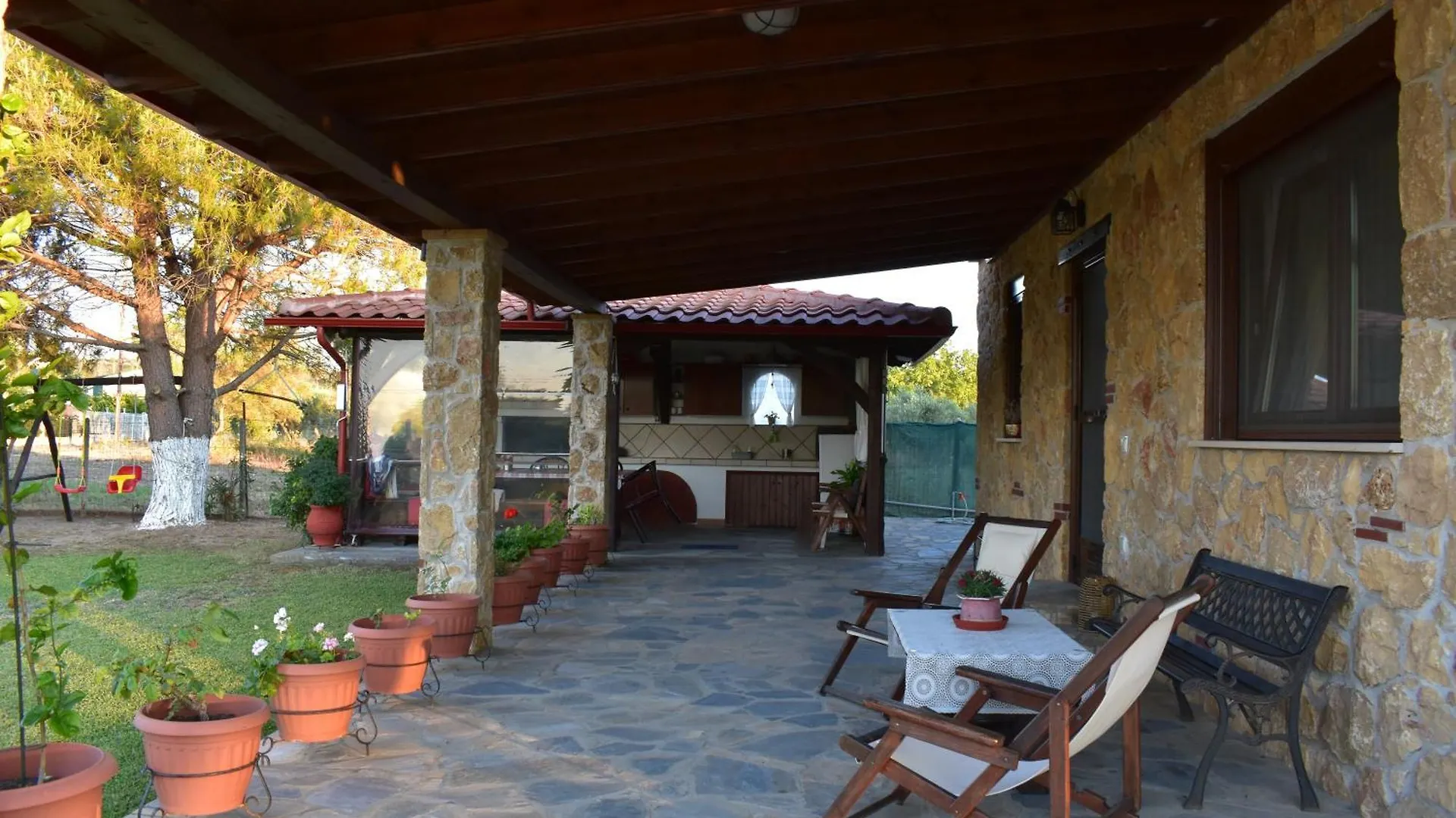 Konaki Guesthouse Ormos Panagias