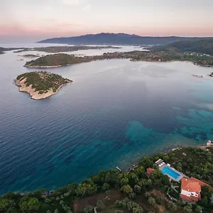 Theoxenia Πανσιόν